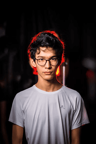 Dramaturgia da luz: o segundo teste de cor e enquadramento para o curta.